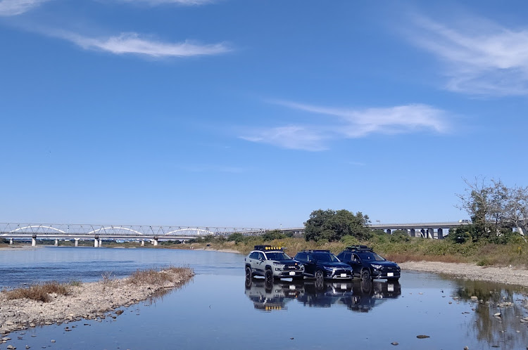 RAV4のOUTLANDER・ECLIPSE CROSS・リフレクションに関するカスタム事例の投稿画像1枚目