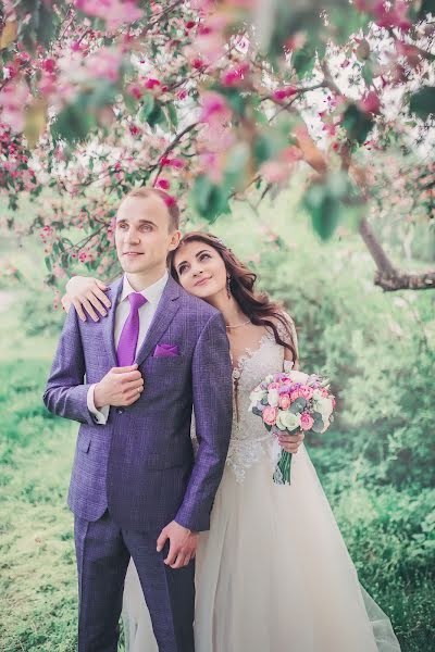 Fotógrafo de casamento Alona Zaporozhec (alenazaporozhets). Foto de 29 de abril 2018