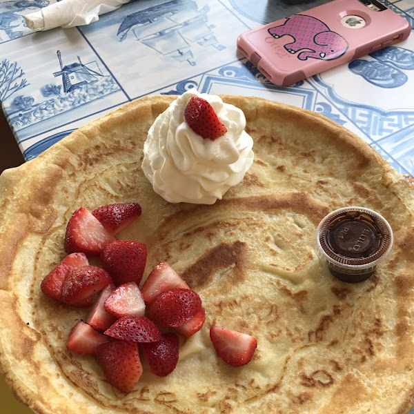 Gluten-Free Pancakes at Old Dutch Windmill & Diana's Pancakes Place