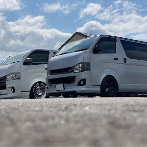 ハイエースバン