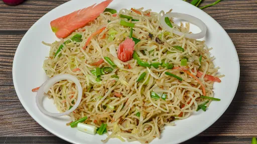 Veg Chow Hakka