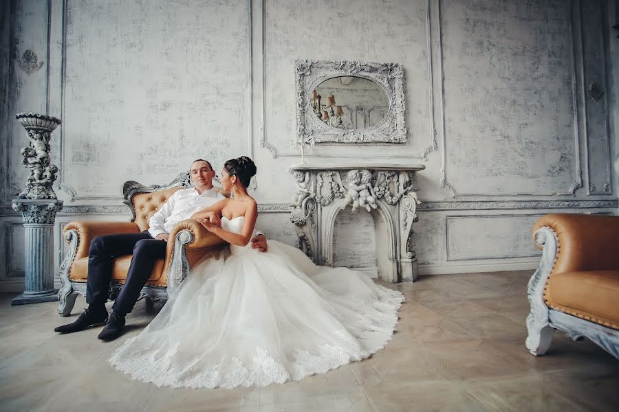 Wedding photographer Andrey Renov (renov). Photo of 21 February 2015