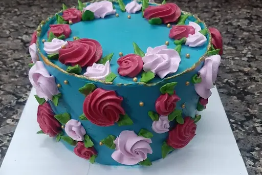 Roses Vanilla Cake [1 Kg]