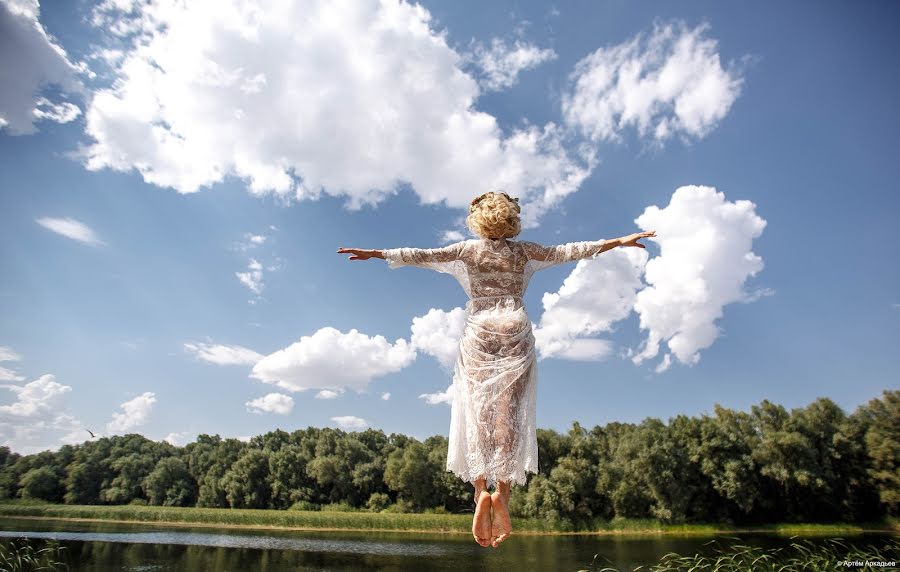 Свадебный фотограф Артём Аркадьев (artemarkadev). Фотография от 23 августа 2017