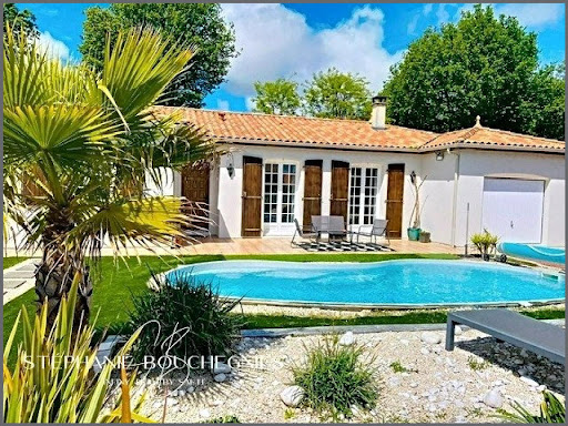 Maison avec piscine et jardin 1