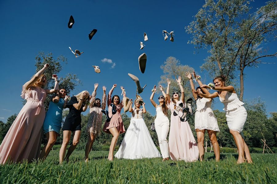 Fotógrafo de casamento Oleg Golikov (oleggolikov). Foto de 18 de janeiro 2019