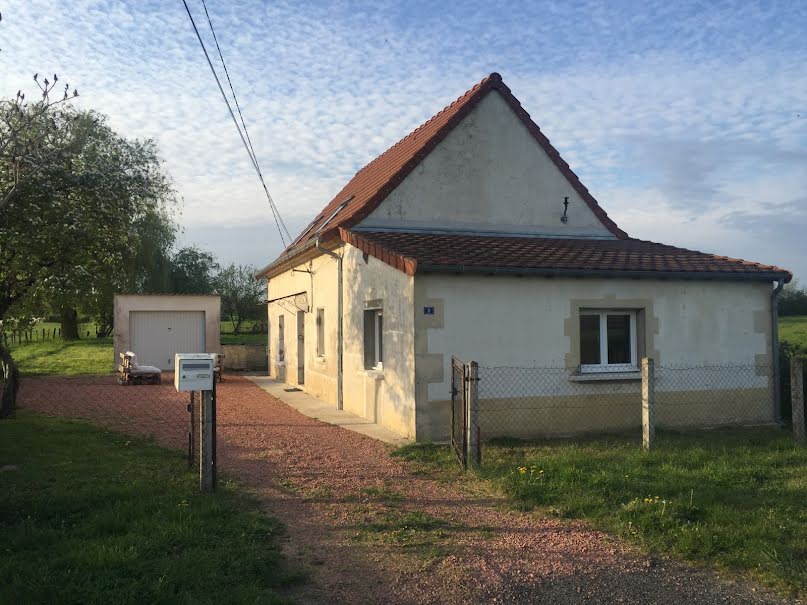 Vente maison 4 pièces 100 m² à Magny-Cours (58470), 183 500 €