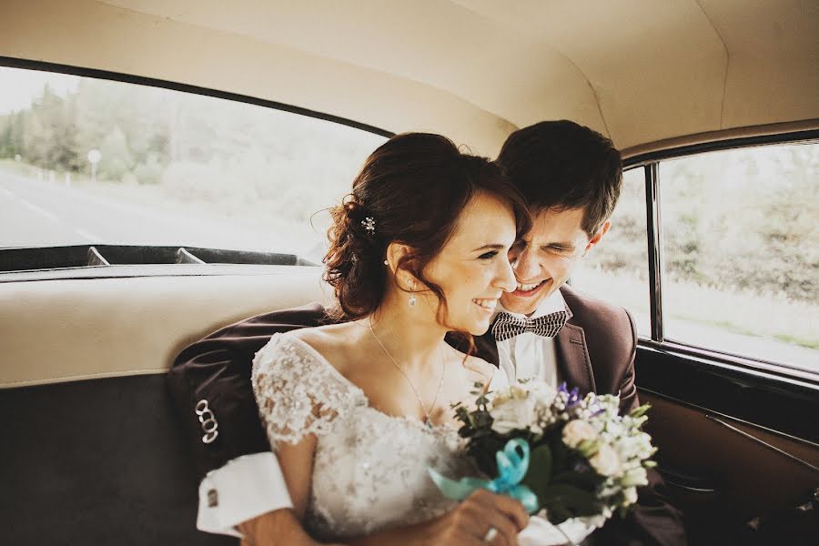 Photographe de mariage Aleksey Kinyapin (kinyapin). Photo du 14 janvier 2014