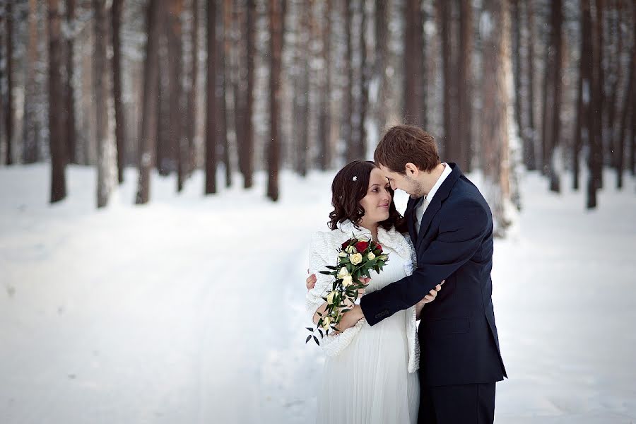 Wedding photographer Olga Novozhilova (novoolia). Photo of 19 February 2013