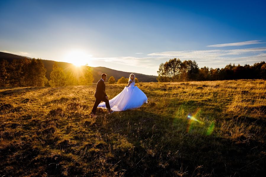 Bryllupsfotograf Ioana Pintea (ioanapintea). Bilde av 28 oktober 2017