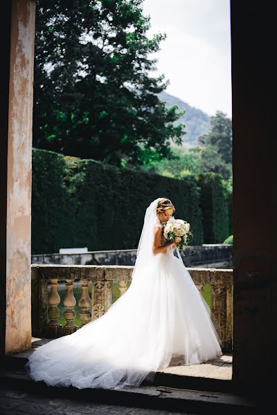 Fotografo di matrimoni Vitalik Gandrabur (ferrerov). Foto del 22 dicembre 2017