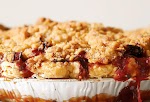 Strawberry Rhubarb Pie with Ginger Crumb Topping from Leite's Culinaria was pinched from <a href="http://leitesculinaria.com/80649/recipes-strawberry-rhubarb-pie-ginger-crumb-topping.html" target="_blank">leitesculinaria.com.</a>