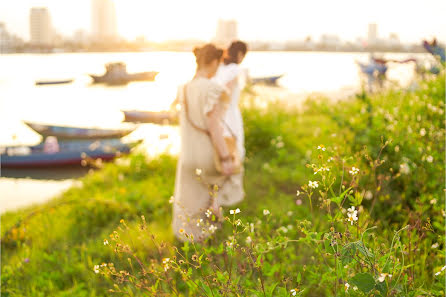 Fotógrafo de casamento Khac Hai Vo (hoianphotonfilm). Foto de 12 de outubro 2023