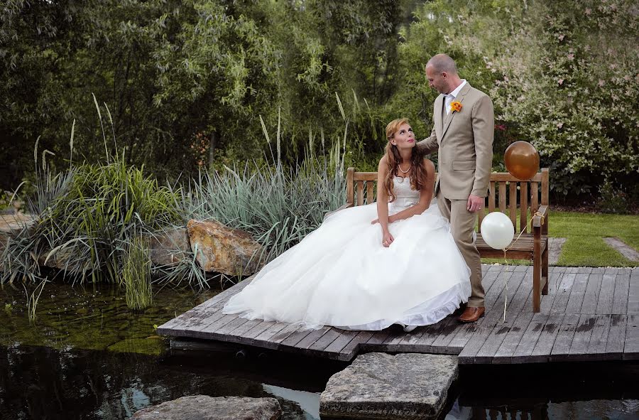 Fotógrafo de casamento Olga Darmokrik (mamamia). Foto de 17 de dezembro 2014