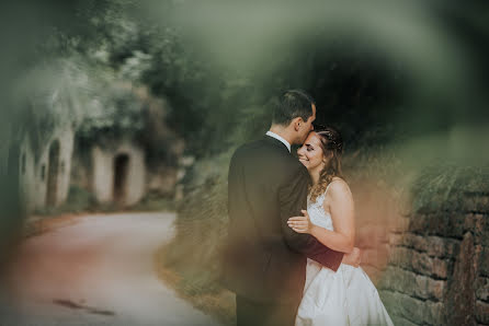 Fotografo di matrimoni Daniel Cseh (tothemoonandback). Foto del 30 agosto 2018