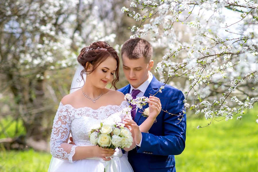 Fotógrafo de casamento Oleksandra Podgola (podgola). Foto de 11 de maio 2021