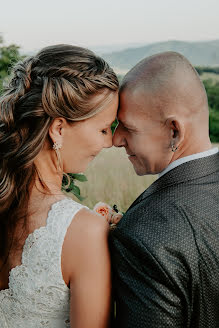 Fotógrafo de casamento Suzan Umelecká (martinkovazuzana). Foto de 16 de agosto 2023