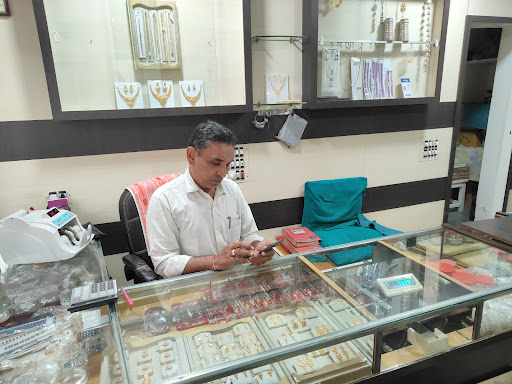 Maheshwari jewellers — business photo 1