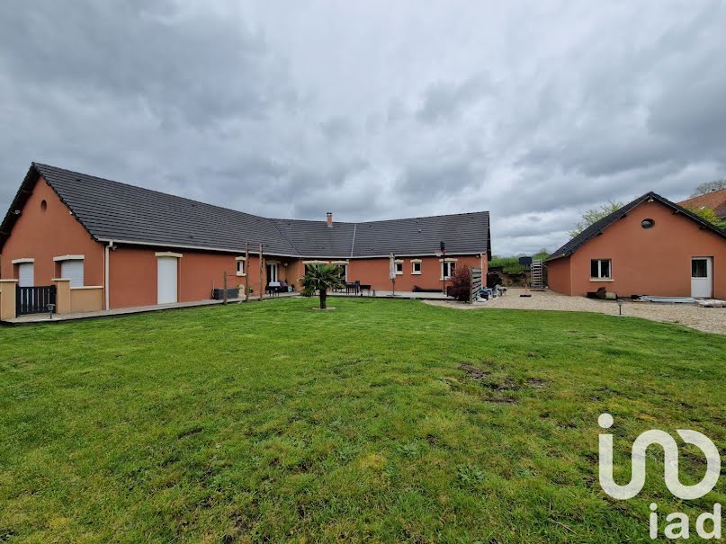 Vente maison 11 pièces 352 m² à Roncherolles-en-Bray (76440), 395 000 €
