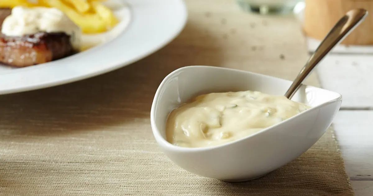 Easy Blender Bearnaise Sauce - Cooking with Curls