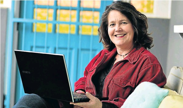 Chantal Bezuidenhout, the owner of Social Media Shake-Up, loves training and mentoring people