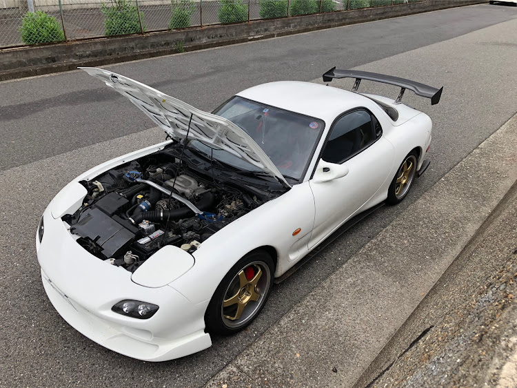 RX-7のDIY・ガールズオーナーに関するカスタム事例の投稿画像1枚目