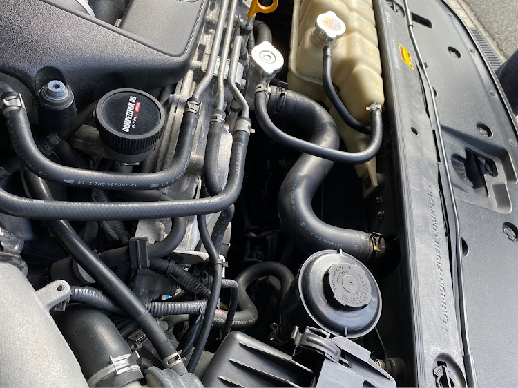 NISSAN GT-RのTCM MY20n・ブレーキローター交換・ガンメタ・中古車購入後点検・パン君に関するカスタム事例の投稿画像5枚目