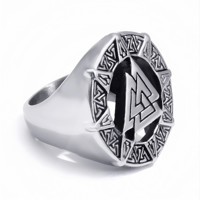 Viking krijger herenring, roestvrij staal. Stoer en stijlvol, een teken van kracht en moed. De perfecte ring voor de moderne Viking man.