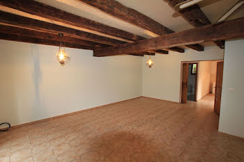 appartement à Chaudes-Aigues (15)