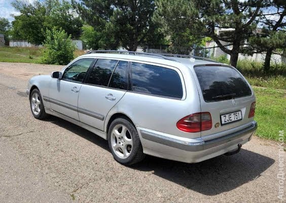 продам авто Mercedes E 270 E-klasse T-mod. (S210) фото 5