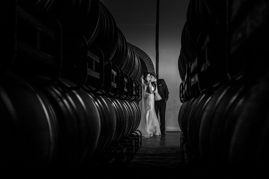 結婚式の写真家Miguel Angel Méndez Pérez (miguelmendez)。2017 5月11日の写真