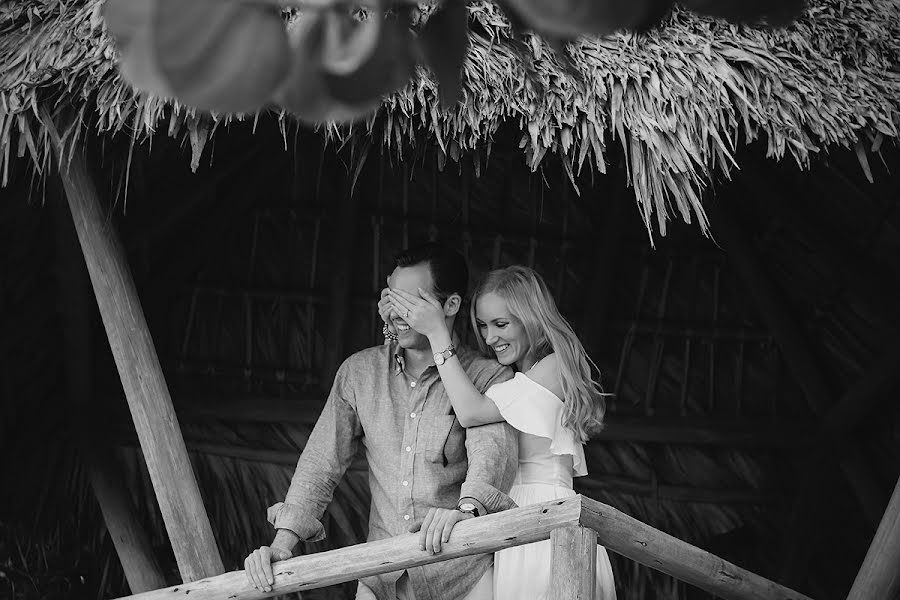 Fotógrafo de casamento Sergey Belyshev (plumefrom). Foto de 19 de janeiro 2016