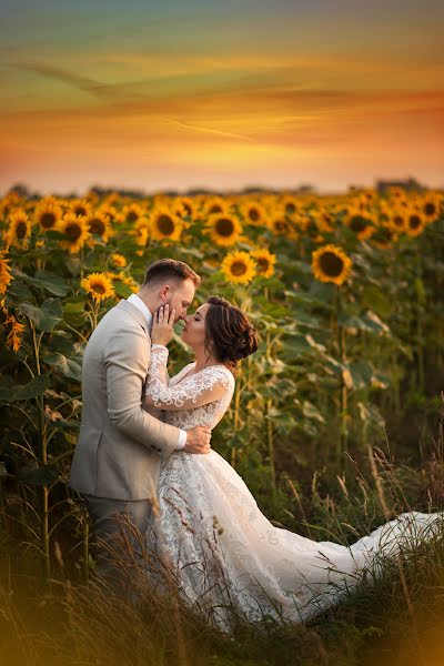 Fotografo di matrimoni Anna Śmietana (annartstudio). Foto del 24 luglio 2022