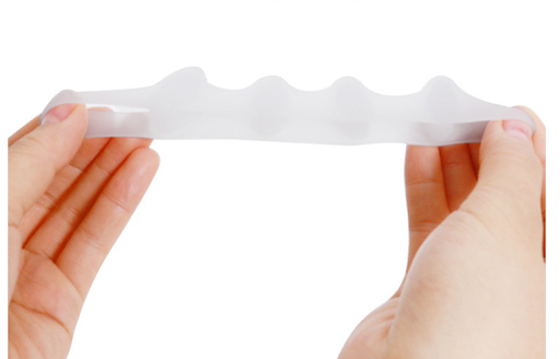 Title 4, Silicone Hallux Valgus Toe Correction Separator