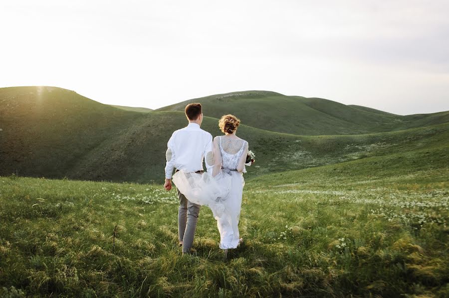 Svatební fotograf Tatyana Zapruda (tapusek). Fotografie z 5.června 2018