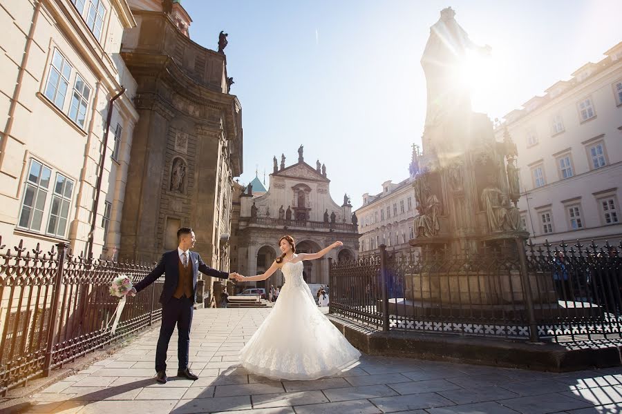 Wedding photographer Roman Lutkov (romanlutkov). Photo of 5 October 2017