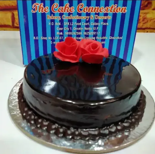 Chocolate Truffle Cake With Fondant Rose