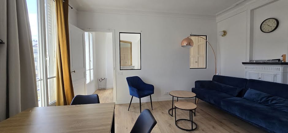 Location meublée appartement 2 pièces 47 m² à Paris 17ème (75017), 2 000 €