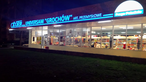 Universam Grochow - Wiatraczna