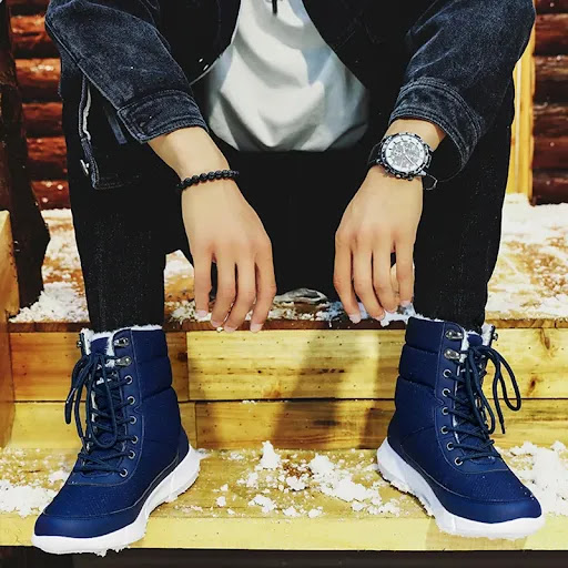 Title 16, Ultra-light warm mid-tube cotton boots, providi...