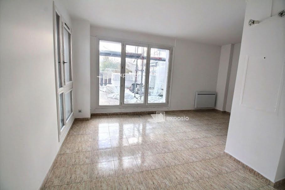 Vente appartement 3 pièces 70 m² à Évry-Courcouronnes (91000), 167 000 €