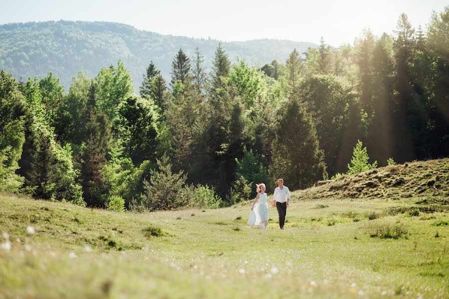 結婚式の写真家Yuliya Timofeeva (artx)。2018 9月3日の写真