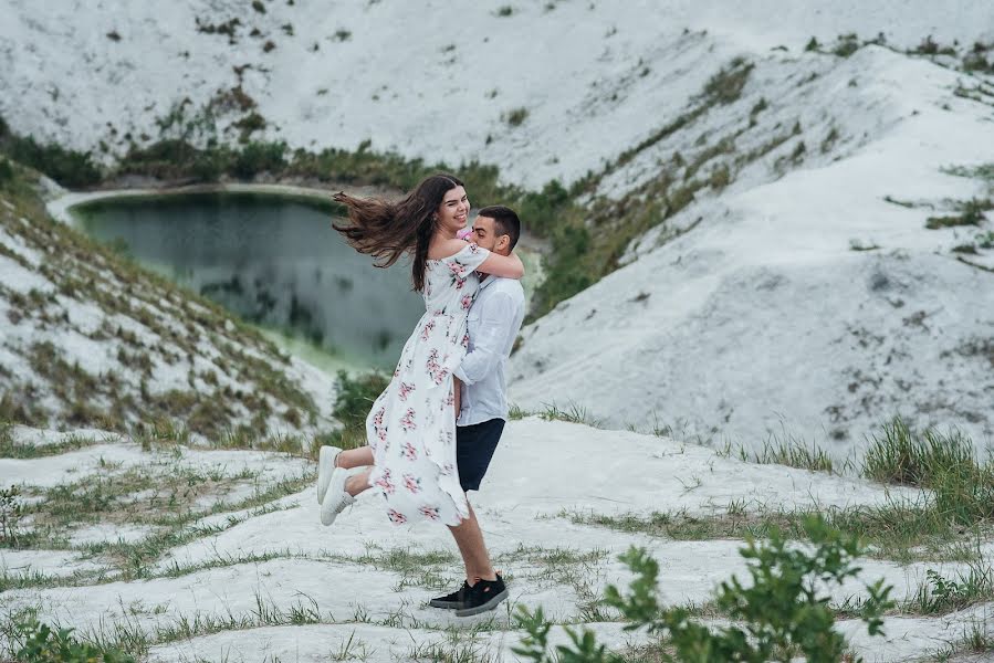 Svadobný fotograf Volodimir Lesik (tsembel). Fotografia publikovaná 14. januára 2021