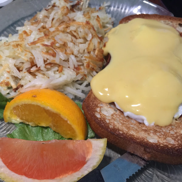 Gf eggs Benedict