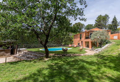 Villa with pool and terrace 2