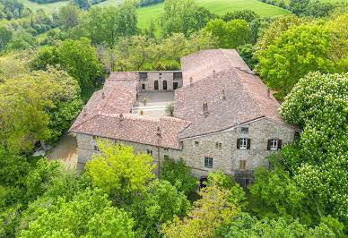 Corps de ferme avec jardin 3