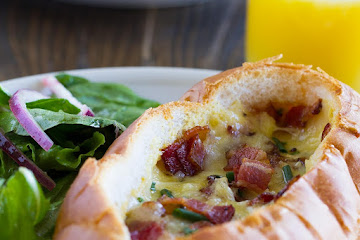 Baked Egg, Bacon and Cheese Boats