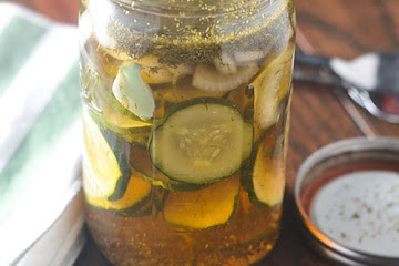 Spicy Garlic Pickles