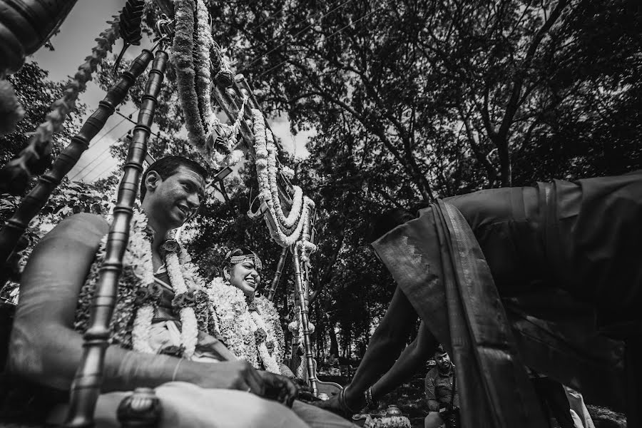 Pulmafotograaf Varun Vijayaprasad (weddingscripts). Foto tehtud 11 detsember 2021