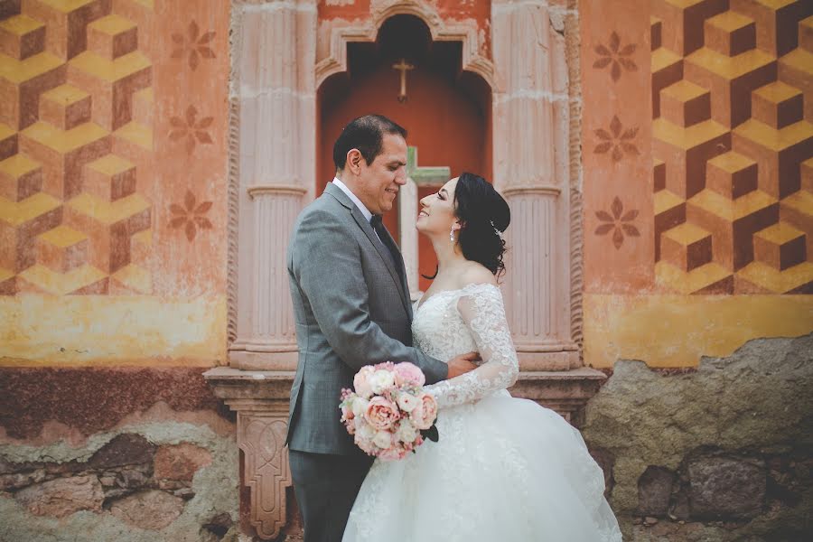 Wedding photographer Chip Molina (chipmolina). Photo of 27 August 2019